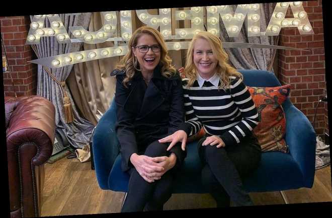 'The Office' Stars Angela Kinsey and Jenna Fischer Win Podcast of the ...